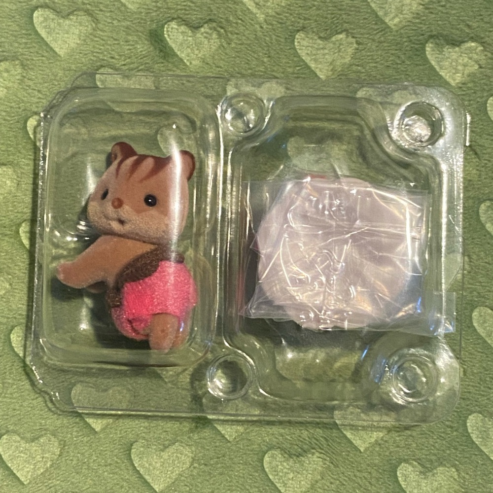 Calico Critters Baking Baby Party Series - Chipmunk with Cake